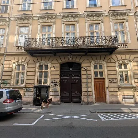Astoria Spacious Appartement Boedapest